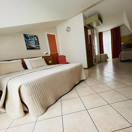 Touring Hotel 3*