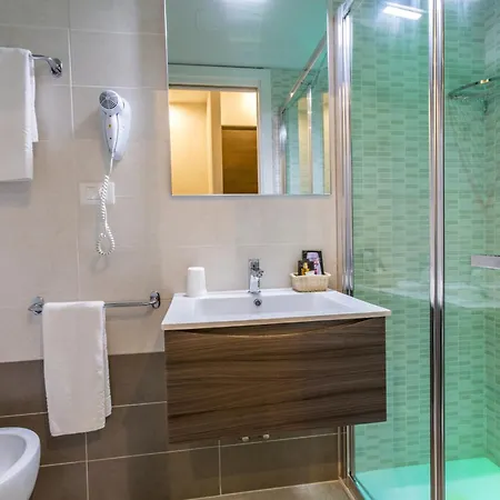 Touring Hotel