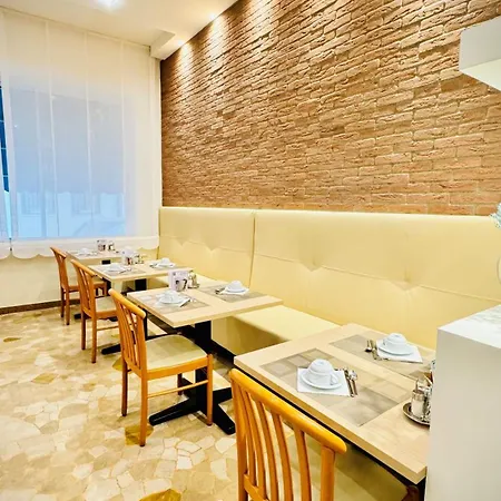 Hotel Touring 3*