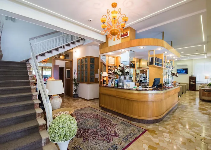 Hotel Touring 3*