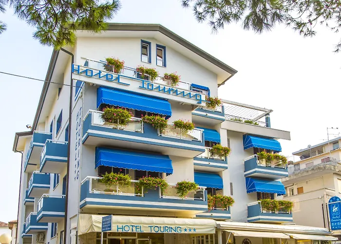 Touring Hotel 3*