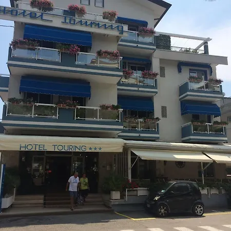 Touring Hotel