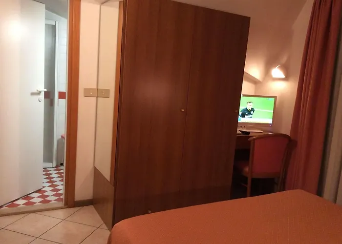 Touring Ξενοδοχείο 3*