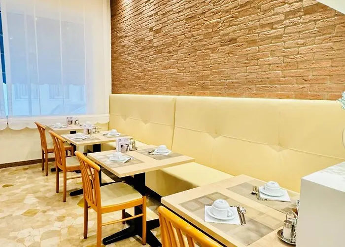 Hotel Touring 3*